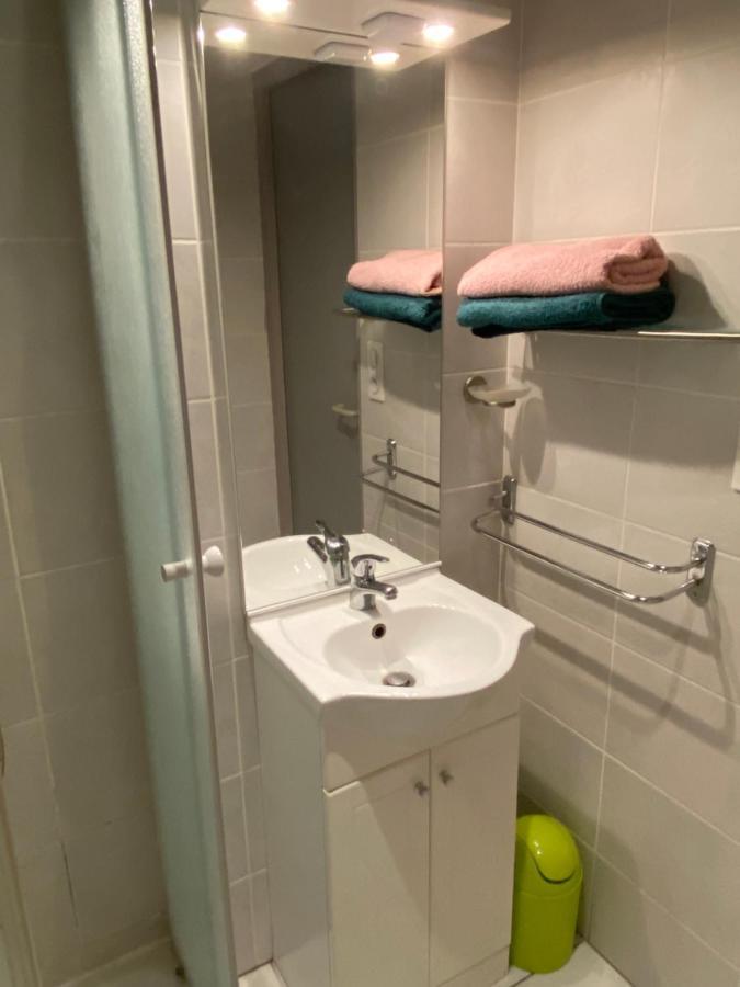 Studio Centre Ville Avec Ascenseur 3Min Des Thermes Aix-les-Bains Buitenkant foto